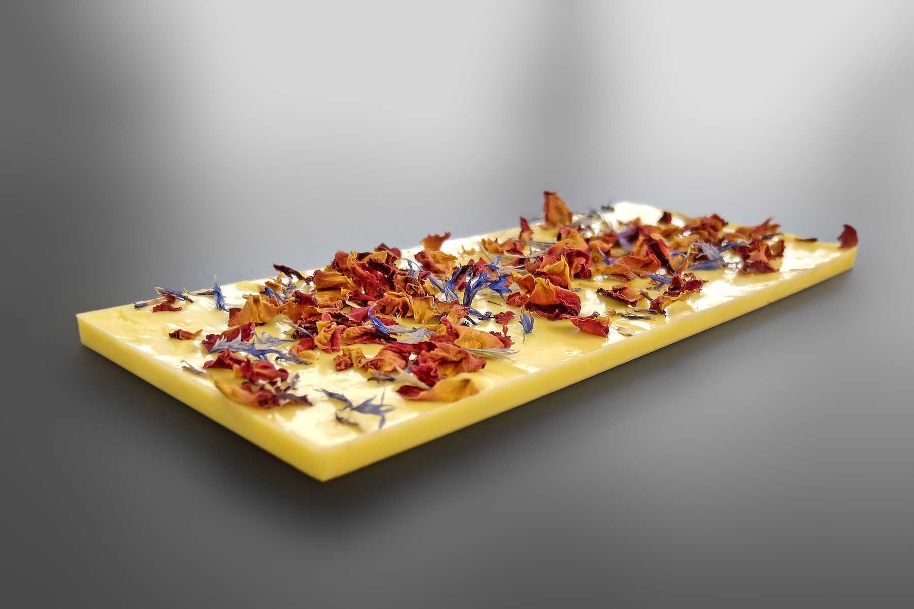 Chrpa a růže na bílé čokoládě - Obrázek 2